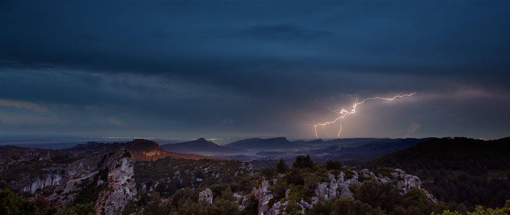 Les Baux-de-Provence - (F/8 - 5 secondes - ISO-50 - 17 mm)